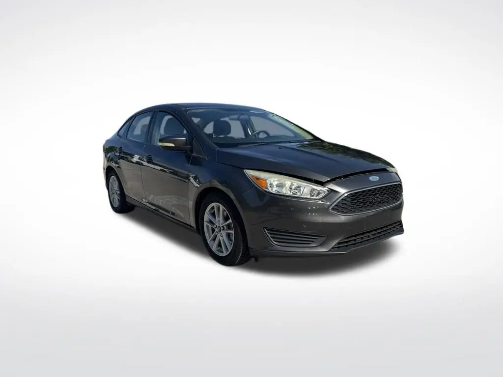 2015 Ford Focus - $3,999