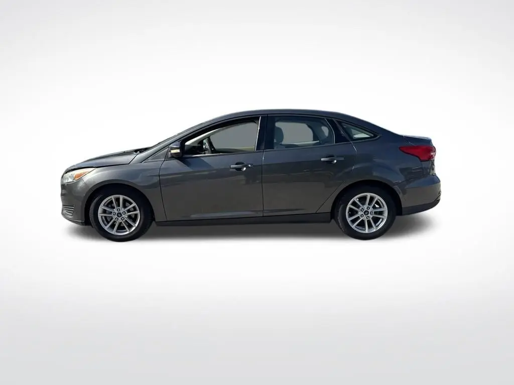 2015 Ford Focus - $3,999