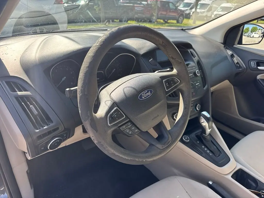 2015 Ford Focus - $3,999