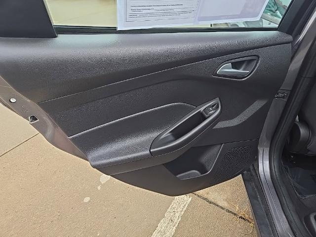 2014 Ford Focus - $8,997