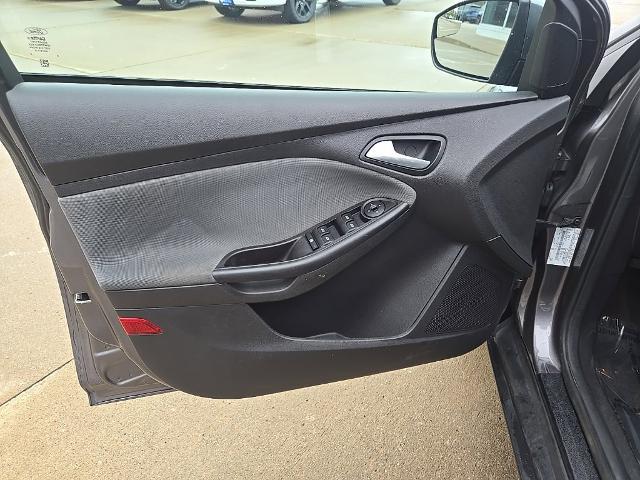 2014 Ford Focus - $8,997