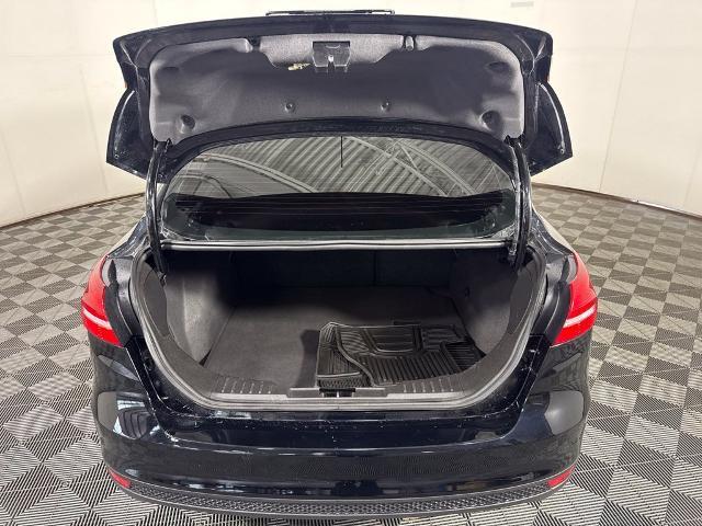2016 Ford Focus - $8,478