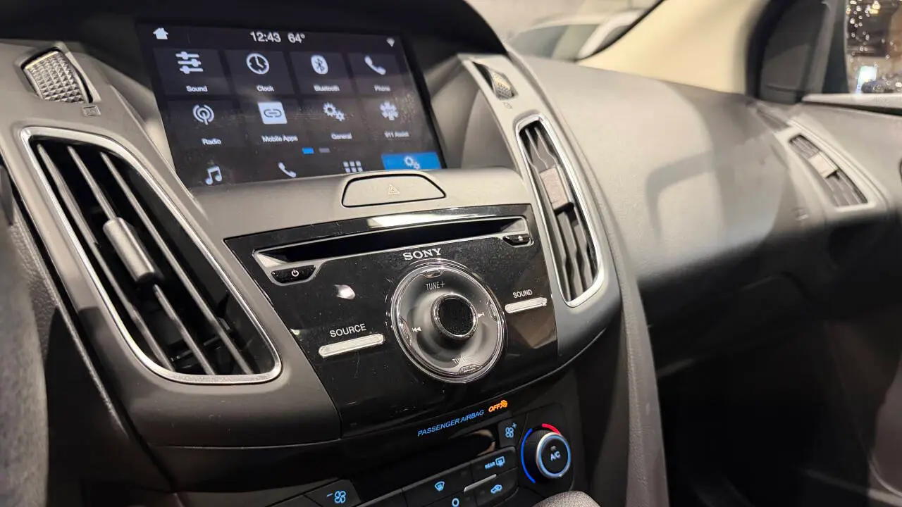 2018 Ford Focus SEL