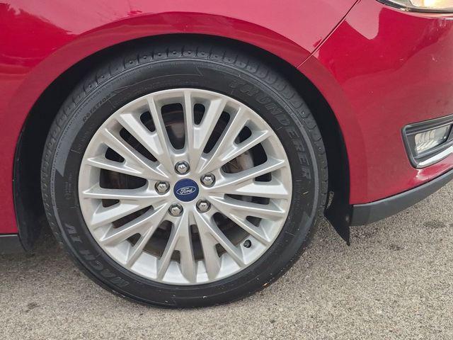 2015 Ford Focus - $9,499