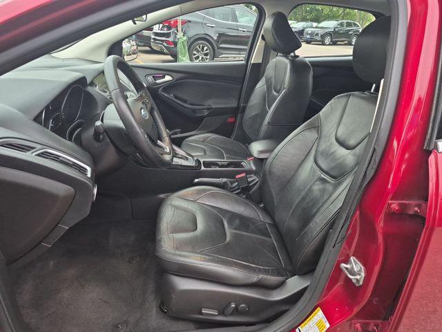 2015 Ford Focus - $9,499