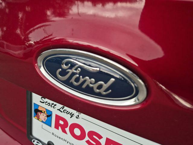 2015 Ford Focus - $9,499
