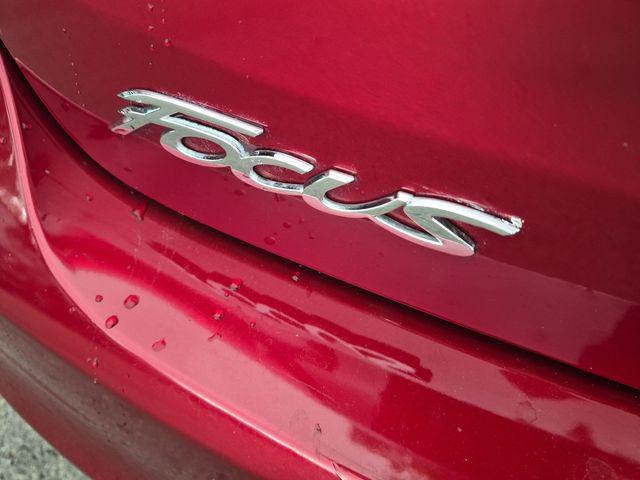 2015 Ford Focus - $9,499