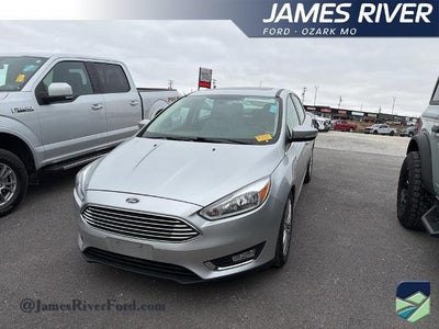 2017 Ford Focus Titanium 4DR Sedan