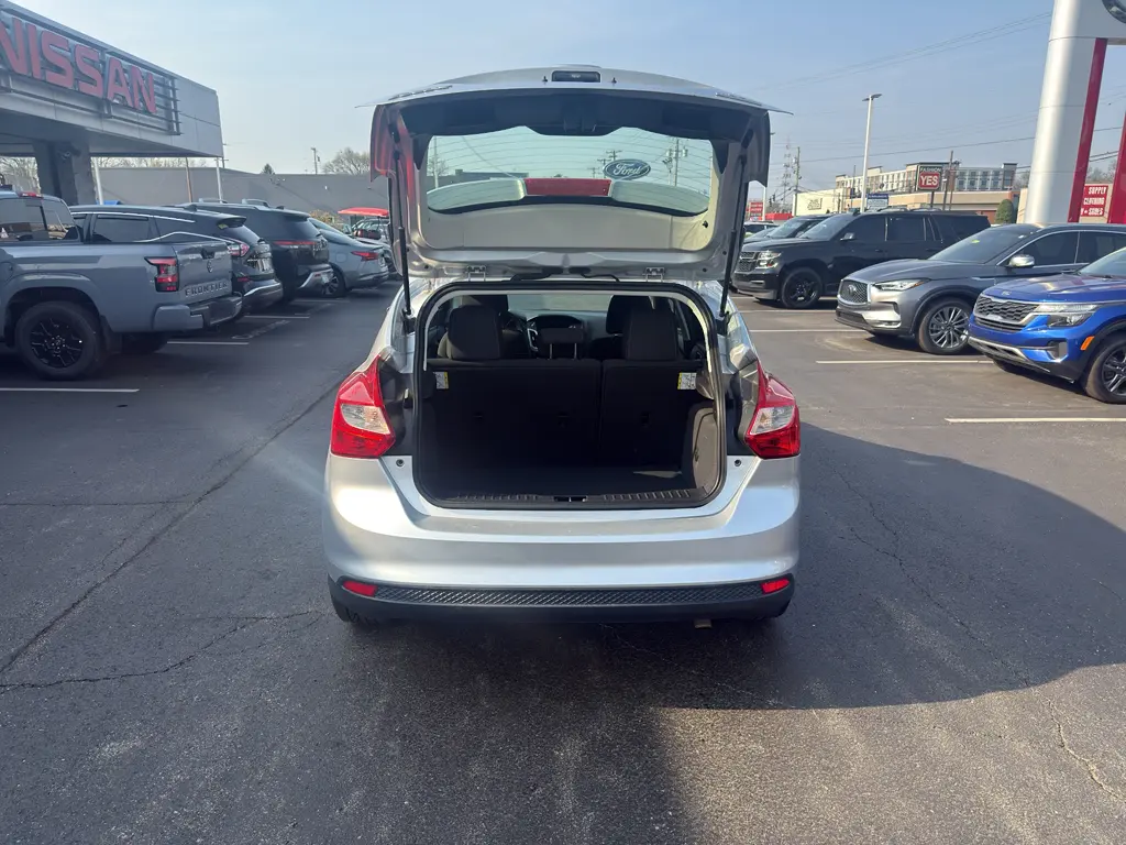 2014 Ford Focus - $5,995