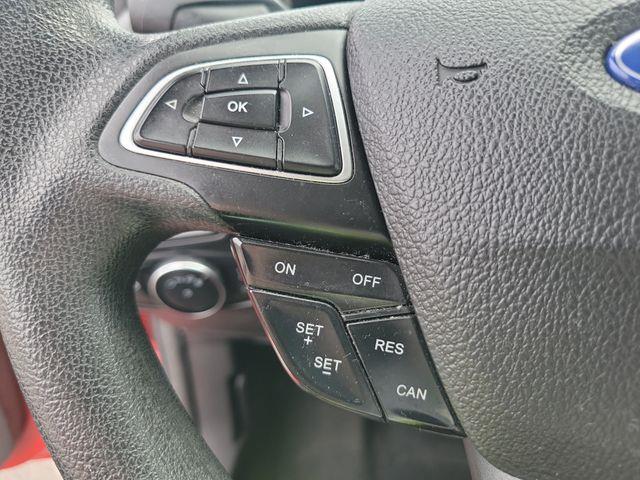 2015 Ford Focus - $3,956