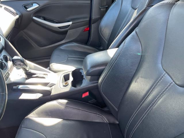2014 Ford Focus - $3,880