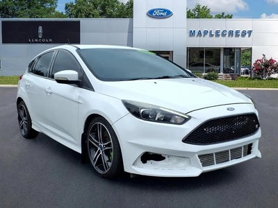2017 Ford Focus ST 4DR Hatchback