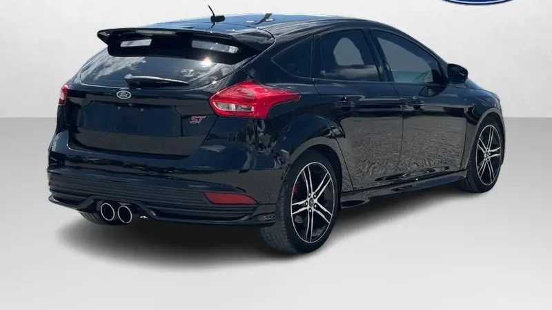 2018 Ford Focus ST