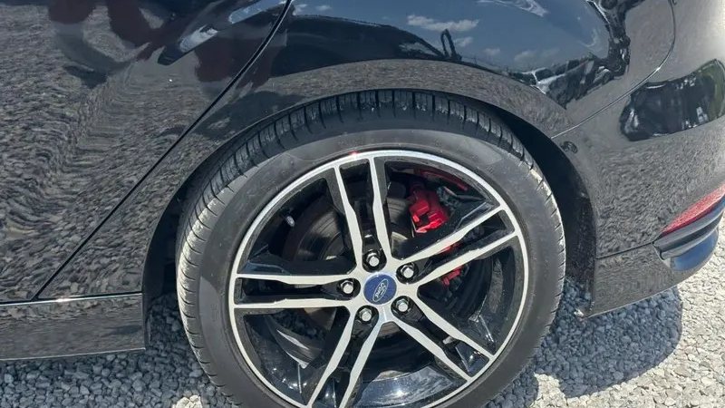 2018 Ford Focus ST