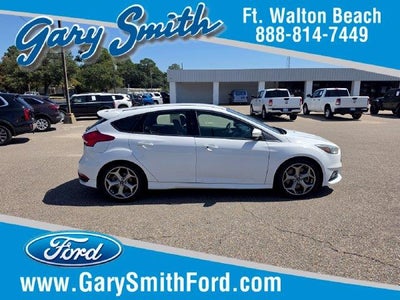 2017 Ford Focus ST 4DR Hatchback