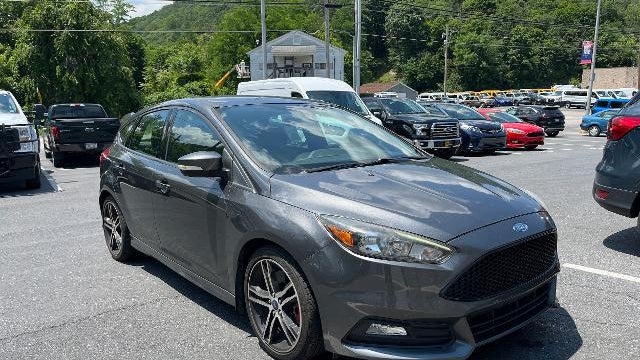 2017 Ford Focus ST