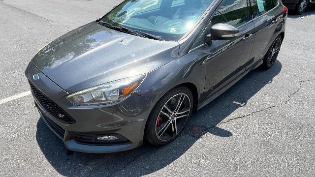2017 Ford Focus ST