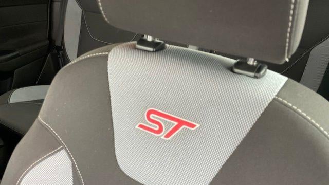 2018 Ford Focus ST