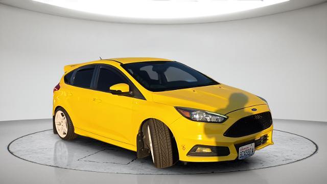 2017 Ford Focus - $16,954