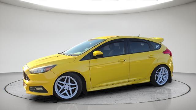 2017 Ford Focus - $16,954
