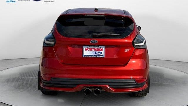 2018 Ford Focus ST