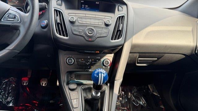 2018 Ford Focus ST