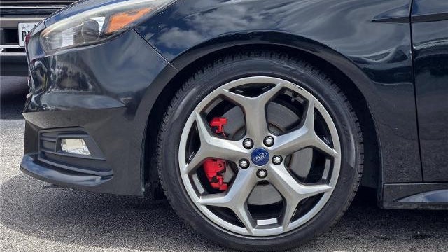 2017 Ford Focus ST