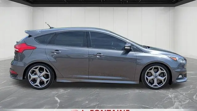 2017 Ford Focus ST