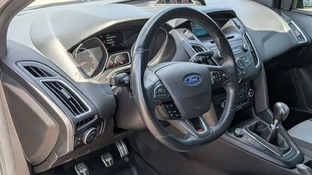 2017 Ford Focus ST