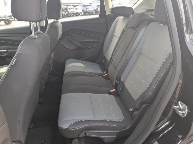 2016 Ford C-MAX - $10,984