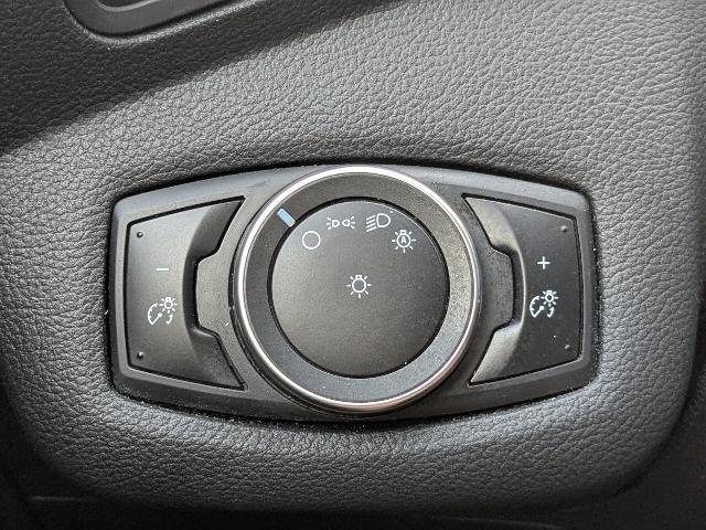 2016 Ford C-MAX - $10,984