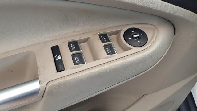 2013 Ford C-MAX Hybrid SE