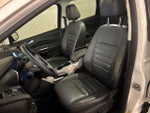 2015 C-MAX Hybrid Thumbnail 16