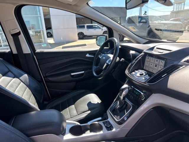 2016 Ford C-MAX - $9,923