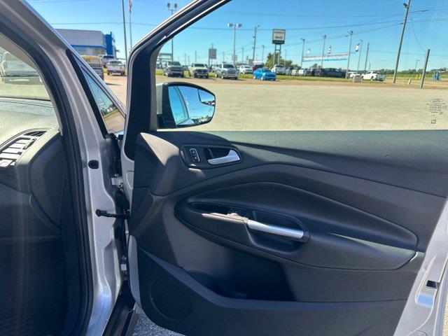 2016 Ford C-MAX - $9,923
