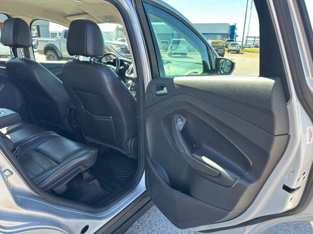 2016 Ford C-MAX - $9,923