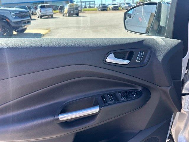 2016 Ford C-MAX - $9,923