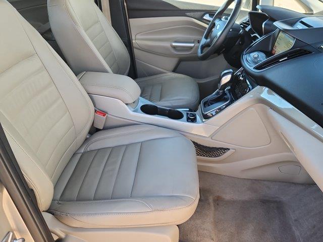 2016 Ford C-MAX - $14,901