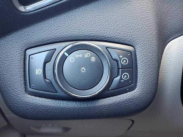 2013 Ford C-MAX - $8,888