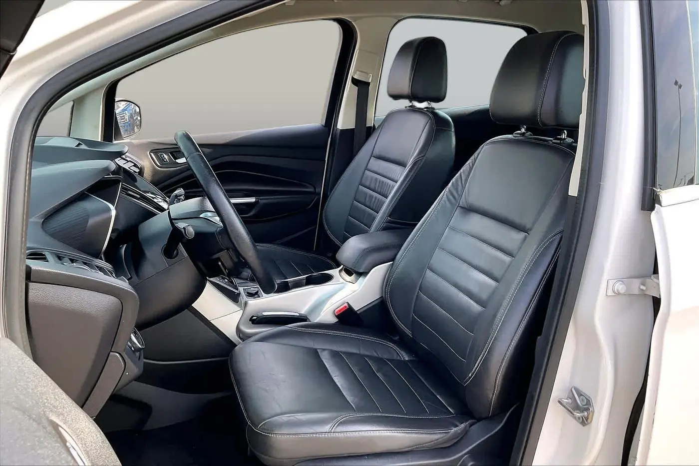 2015 Ford C-MAX - $5,891