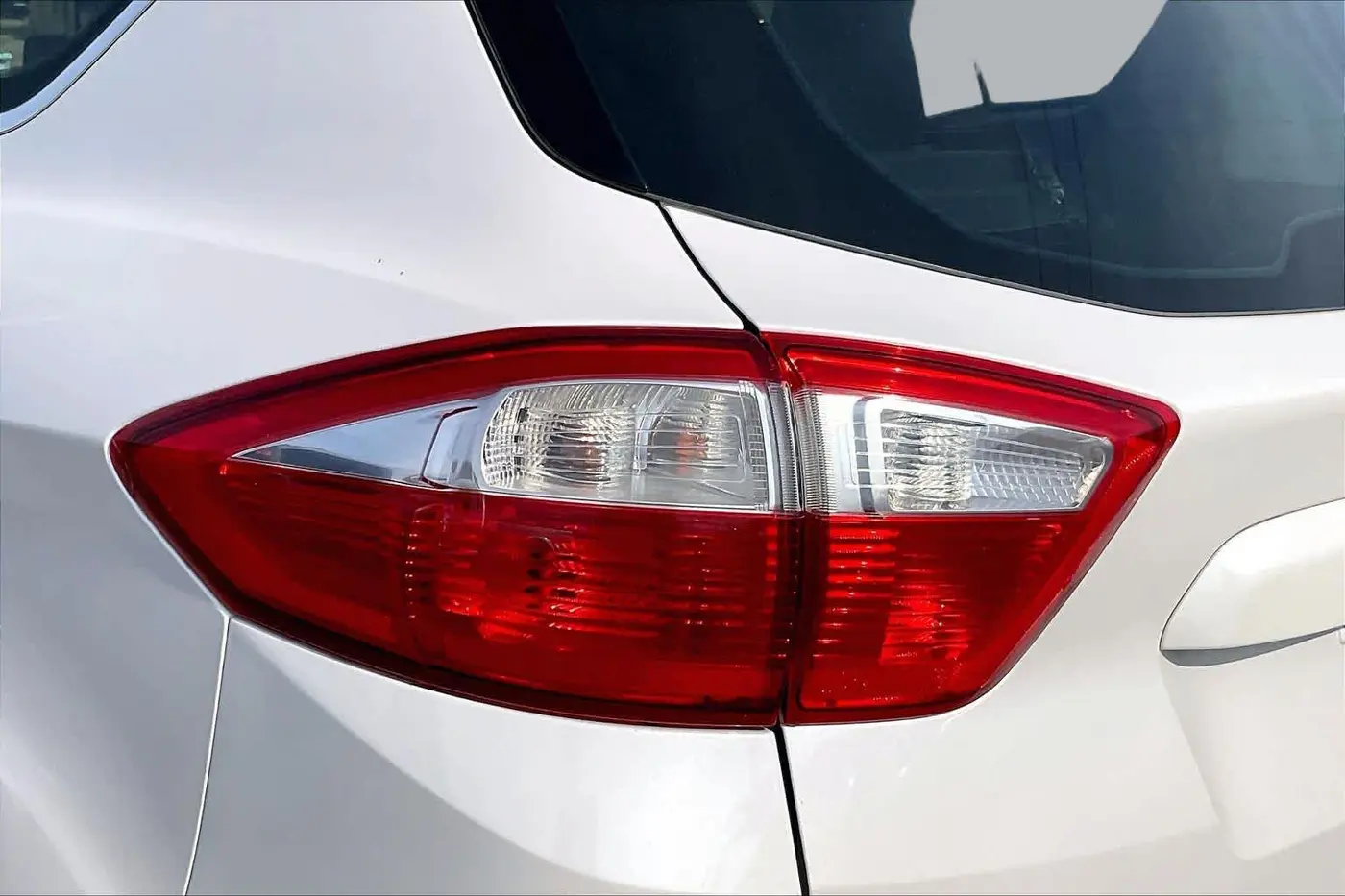 2015 Ford C-MAX - $5,891