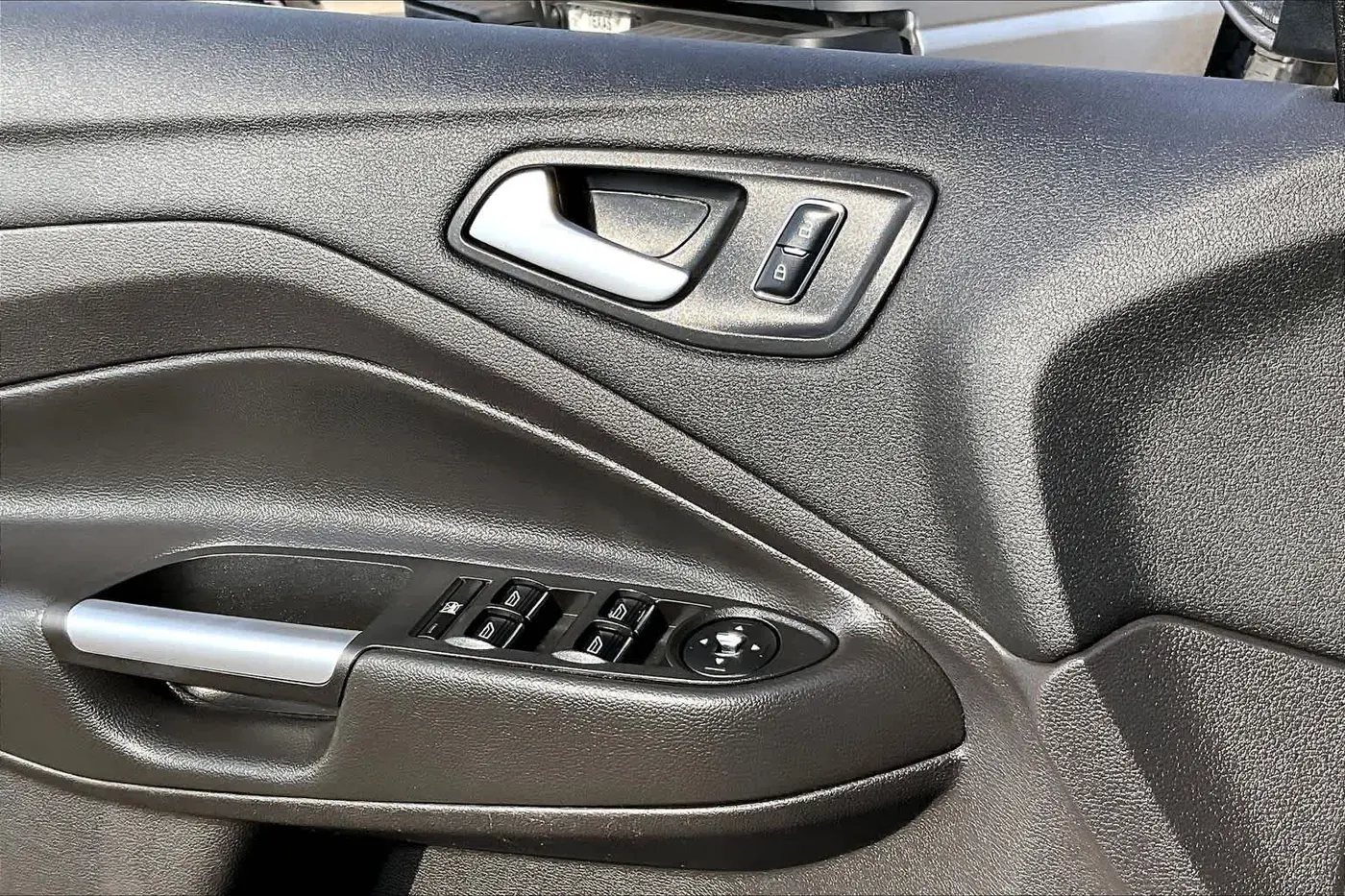 2015 Ford C-MAX - $5,891