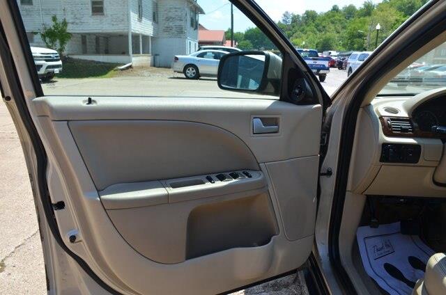 2006 Ford Five Hundred - $5,500