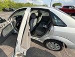 2004 Focus Thumbnail 10