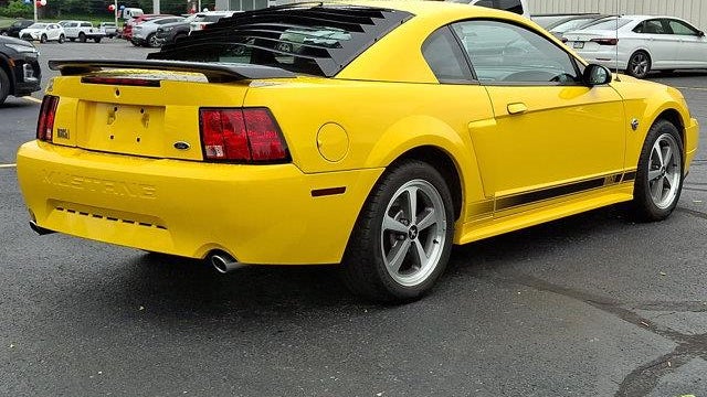 2004 Ford Mustang Mach 1 Premium