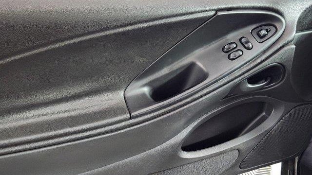 2004 Ford Mustang Mach 1 Premium