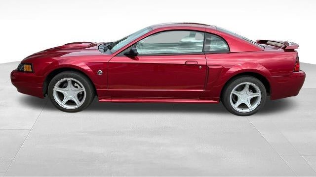 2004 Ford Mustang GT Deluxe