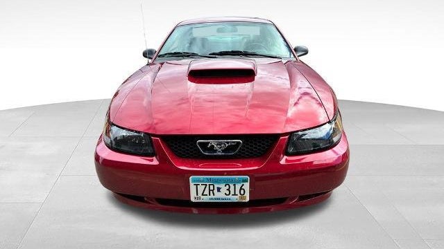 2004 Ford Mustang GT Deluxe