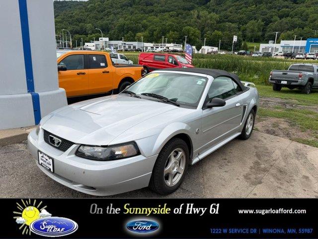 2004 Ford Mustang