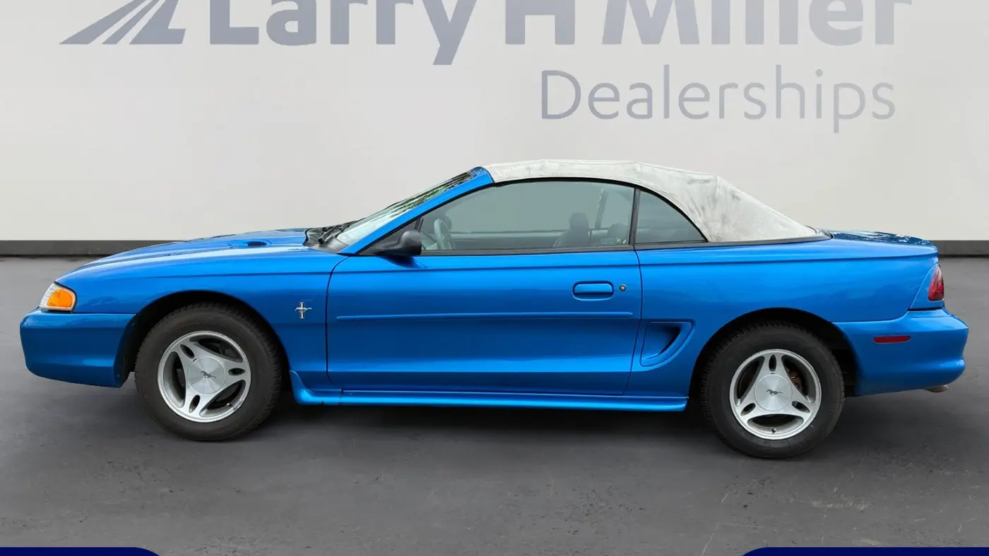 1998 Ford Mustang Base
